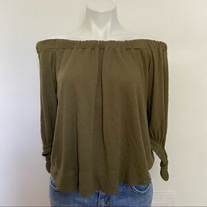A&F Off Shoulder Top 